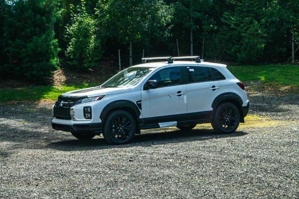 new 2025 Mitsubishi Outlander Sport car, priced at $31,238