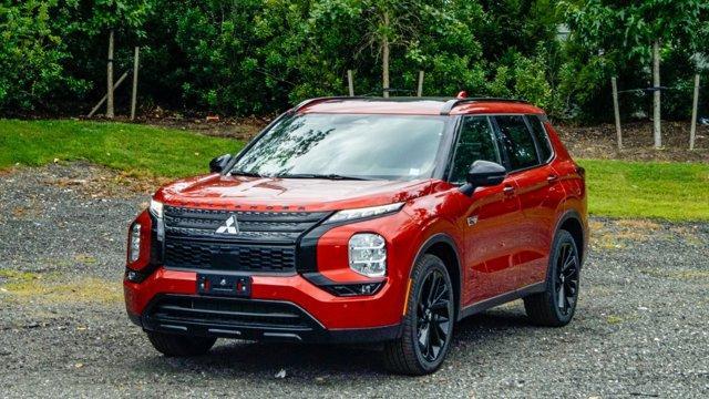 new 2025 Mitsubishi Outlander PHEV car, priced at $50,792