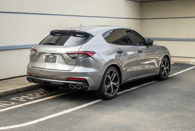 Maserati Levante view 7