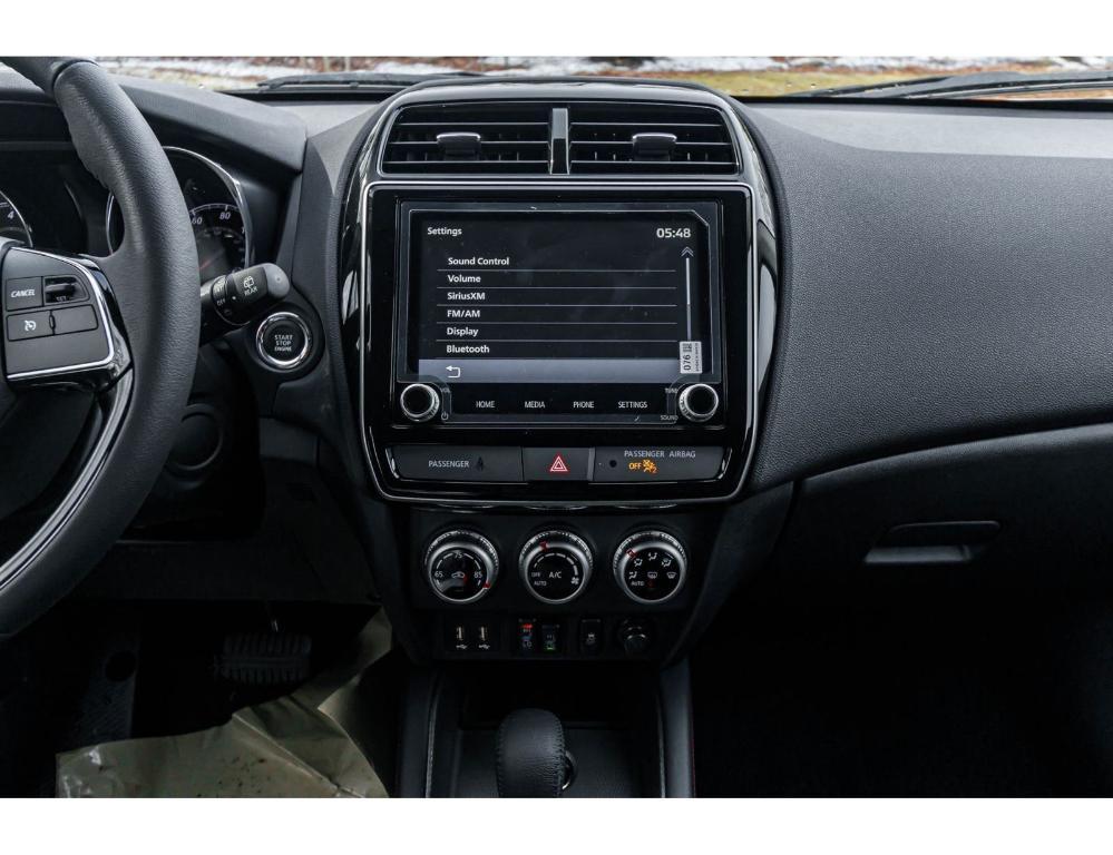 new 2024 Mitsubishi Outlander Sport car