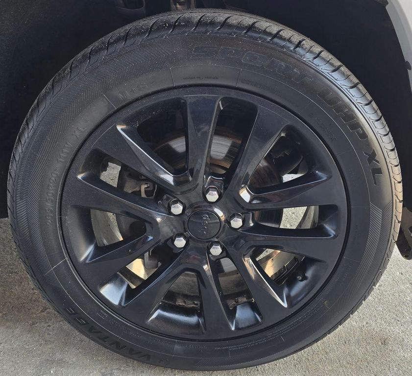 used 2019 Jeep Grand Cherokee car, priced at $16,800