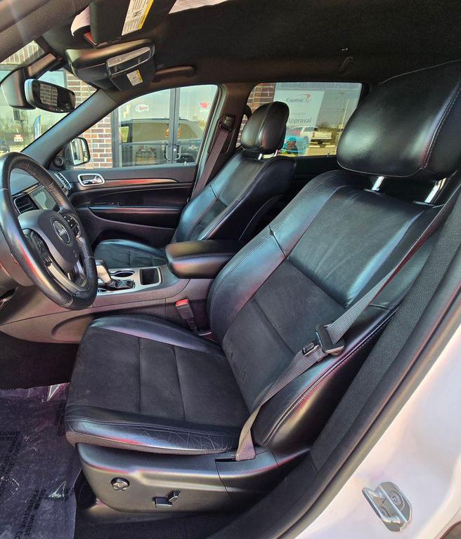 used 2019 Jeep Grand Cherokee car, priced at $16,800