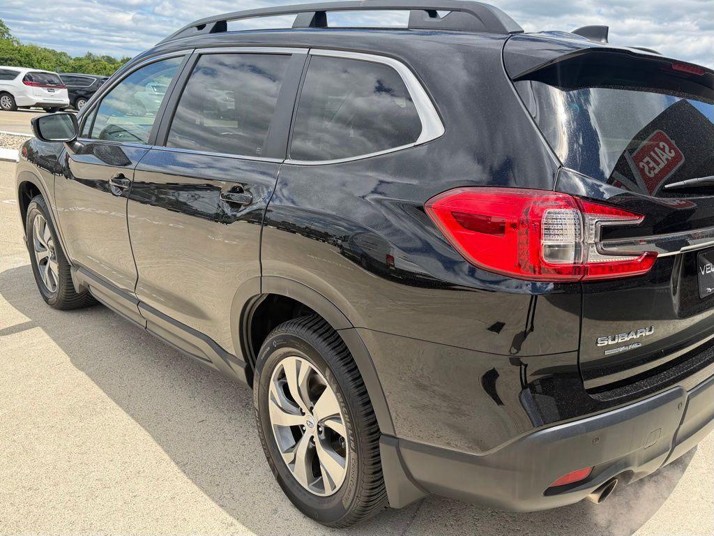 used 2023 Subaru Ascent car, priced at $27,700