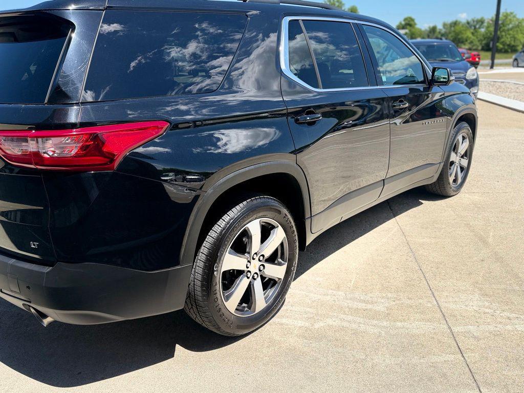 used 2021 Chevrolet Traverse car, priced at $19,700
