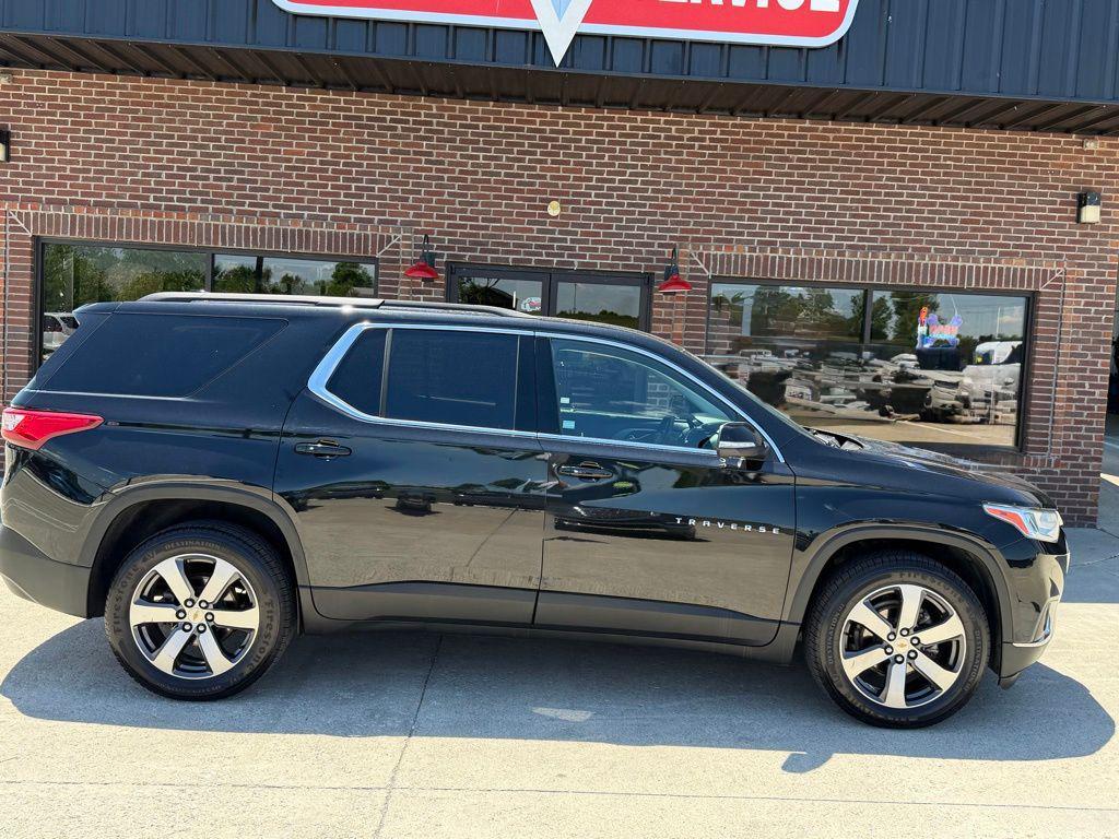 used 2021 Chevrolet Traverse car, priced at $19,700