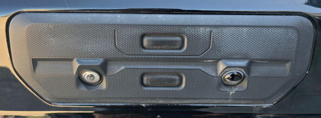 used 2021 Chevrolet Silverado 1500 car, priced at $32,800