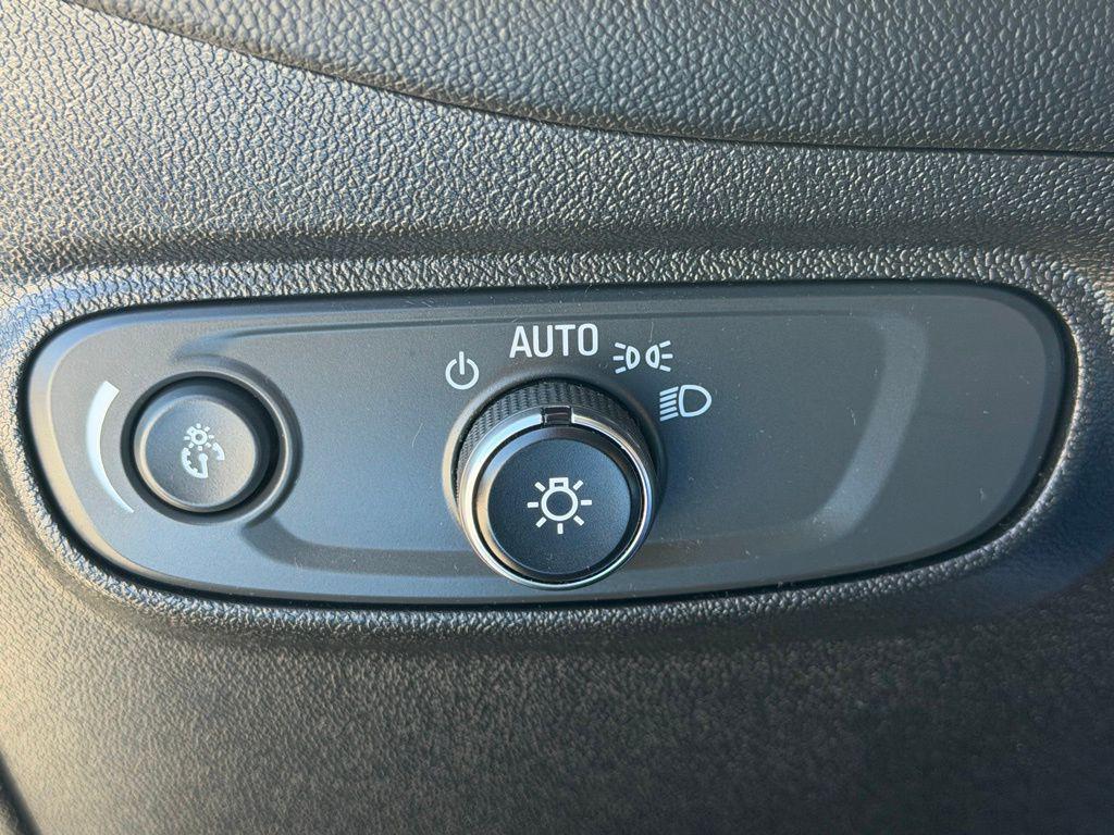 used 2019 Chevrolet Equinox car, priced at $19,500