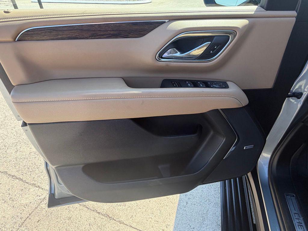 used 2023 Chevrolet Suburban car, priced at $49,800