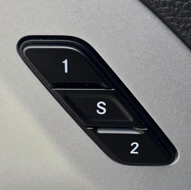 used 2024 Chrysler Pacifica car, priced at $31,700
