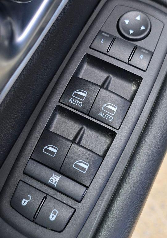 used 2024 Chrysler Pacifica car, priced at $31,700