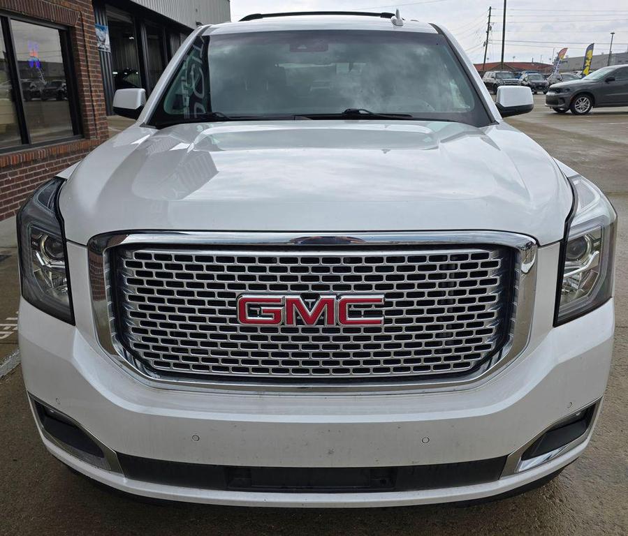 used 2016 GMC Yukon car, priced at $15,800