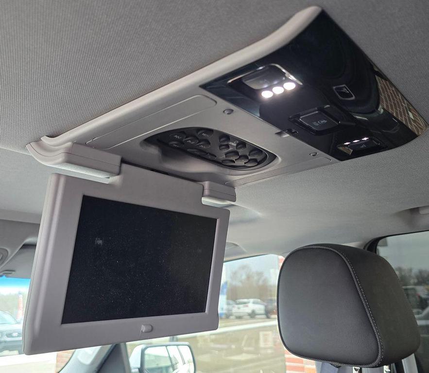 used 2016 GMC Yukon car, priced at $15,800