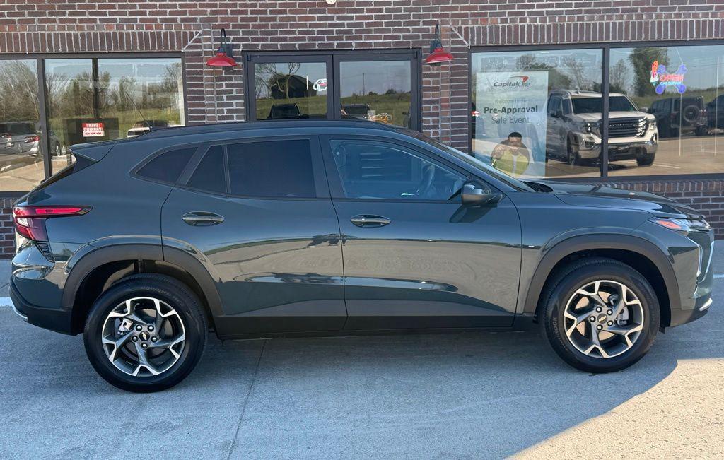 used 2025 Chevrolet Trax car, priced at $21,800
