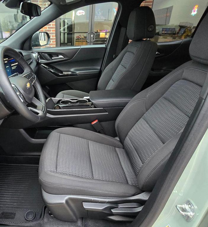 used 2025 Chevrolet Equinox car, priced at $24,300