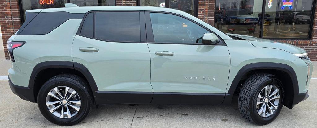 used 2025 Chevrolet Equinox car, priced at $24,300