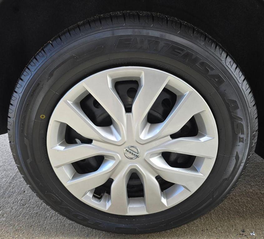 used 2019 Nissan Rogue car, priced at $13,300