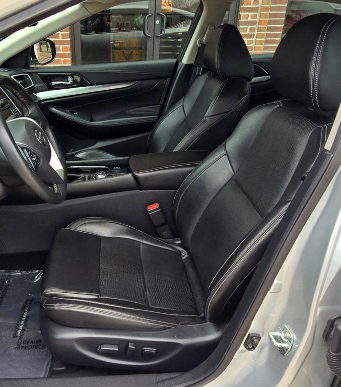 used 2020 Nissan Maxima car, priced at $15,800