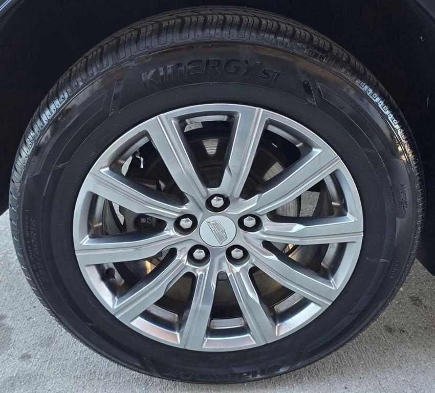 used 2019 Cadillac XT4 car, priced at $17,800