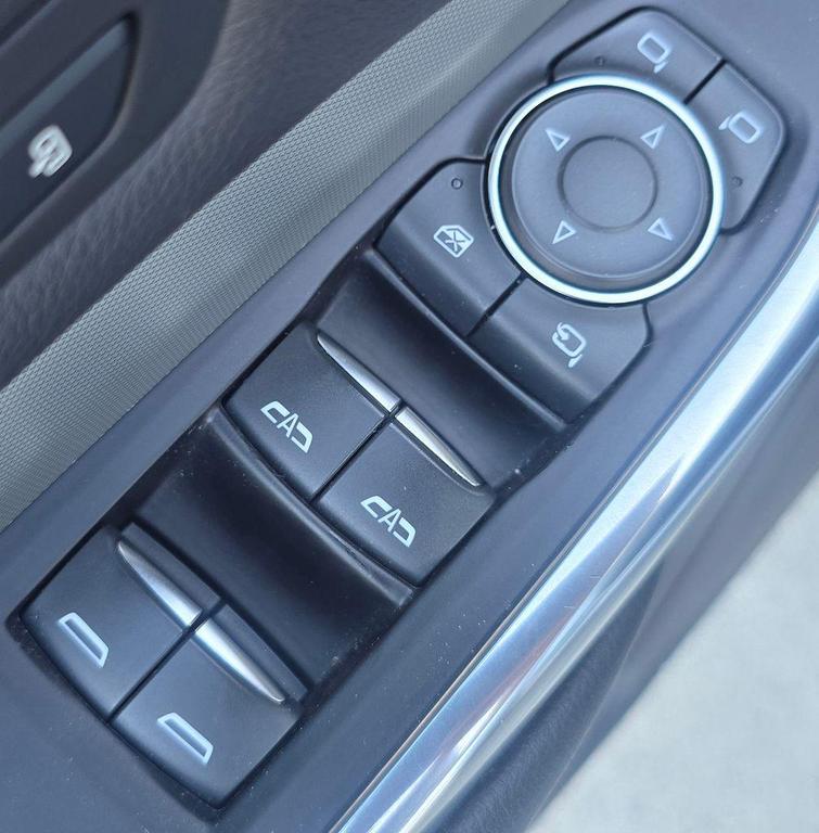 used 2019 Cadillac XT4 car, priced at $17,800