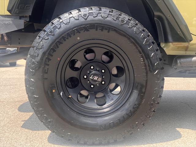 used 2013 Jeep Wrangler Unlimited car, priced at $13,700