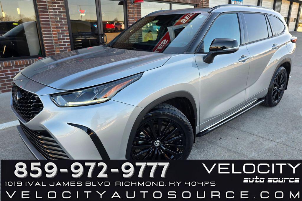 used 2024 Toyota Highlander car, priced at $37,800