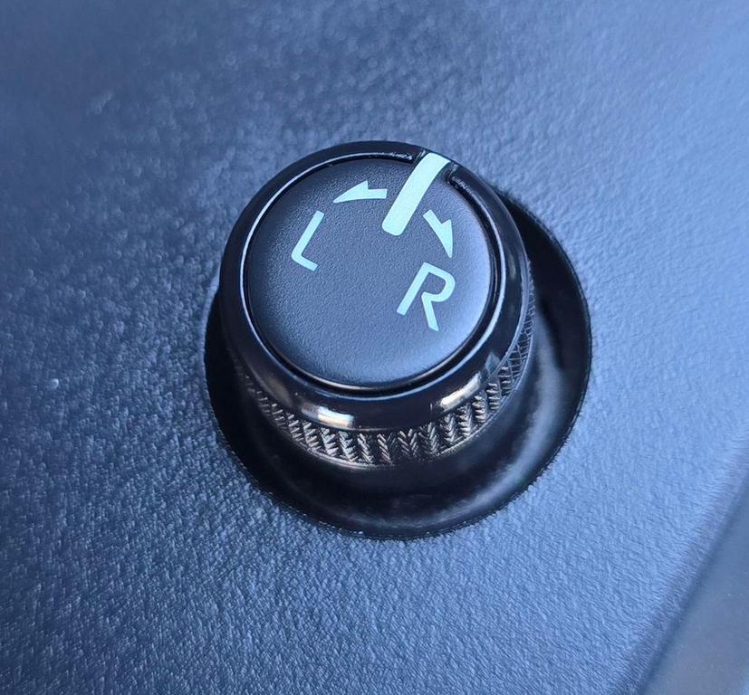 used 2024 Toyota Highlander car, priced at $37,800