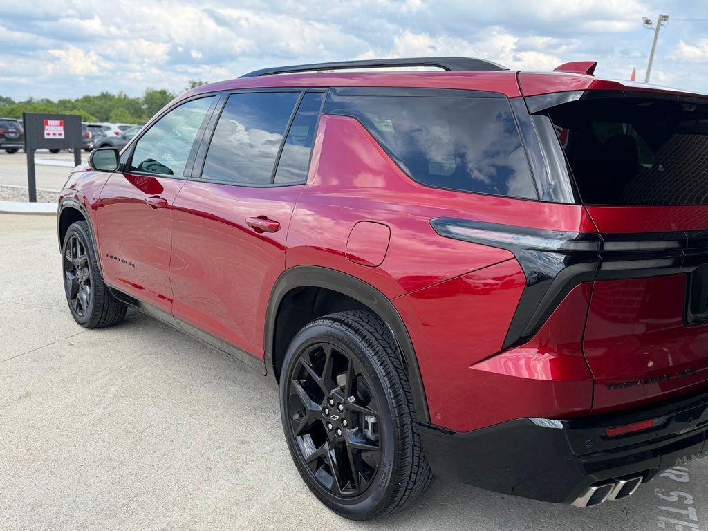 used 2024 Chevrolet Traverse car, priced at $48,700