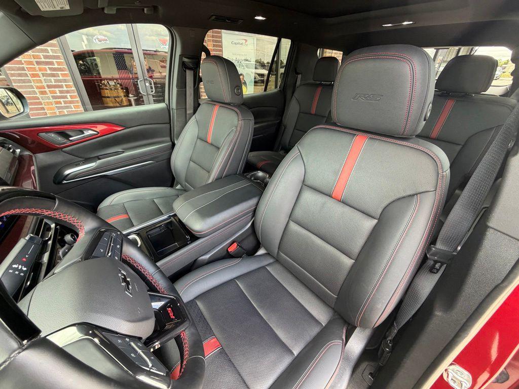 used 2024 Chevrolet Traverse car, priced at $48,700