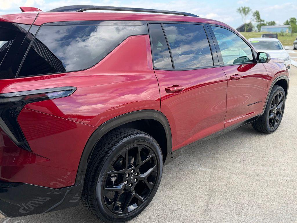 used 2024 Chevrolet Traverse car, priced at $48,700