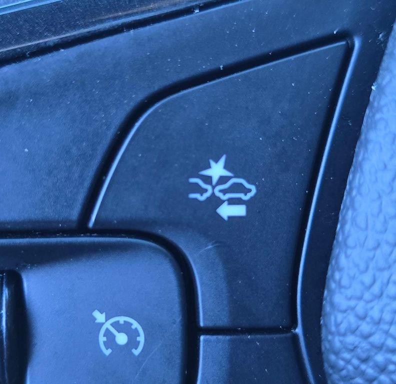 used 2021 Chevrolet TrailBlazer car, priced at $21,800