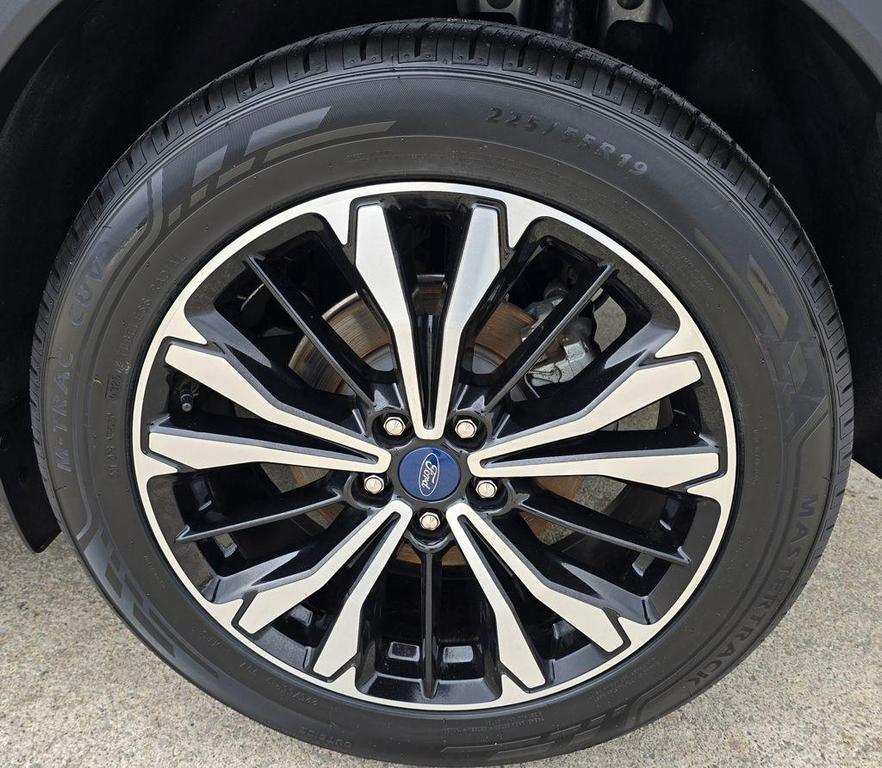 used 2022 Ford Escape car, priced at $17,800