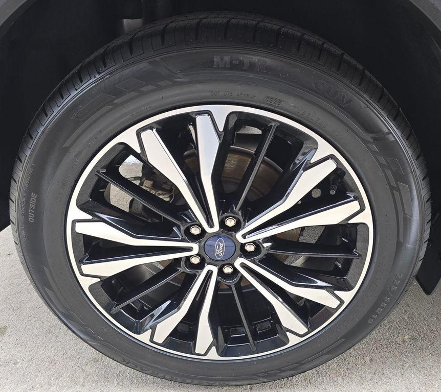 used 2022 Ford Escape car, priced at $17,800