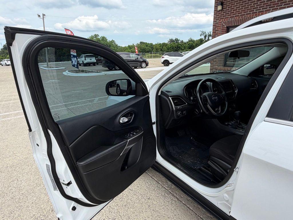 used 2019 Jeep Cherokee car, priced at $16,700