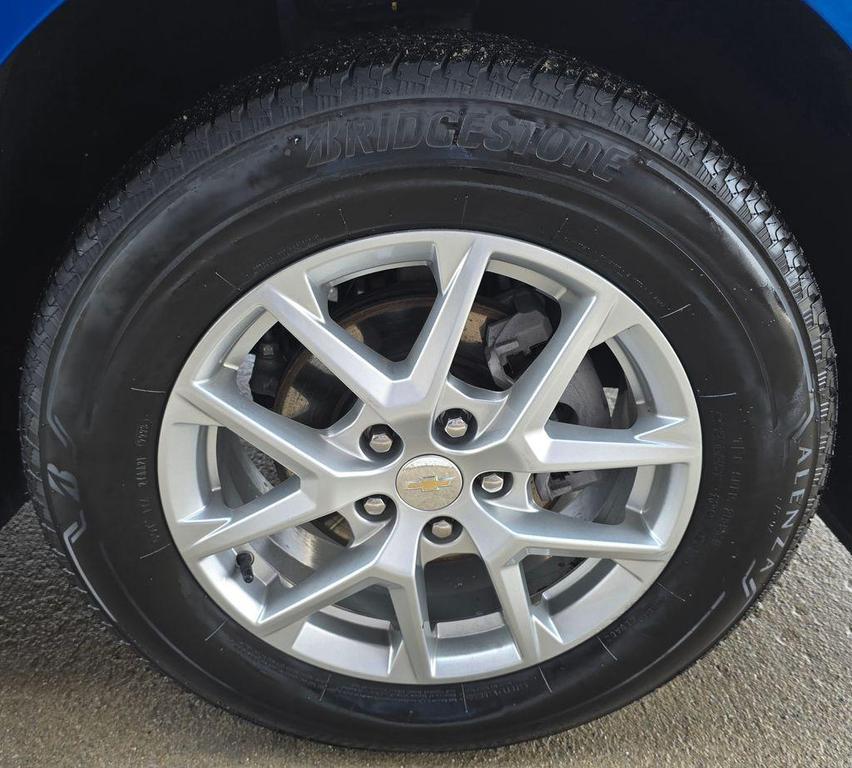 used 2024 Chevrolet Equinox car, priced at $24,800