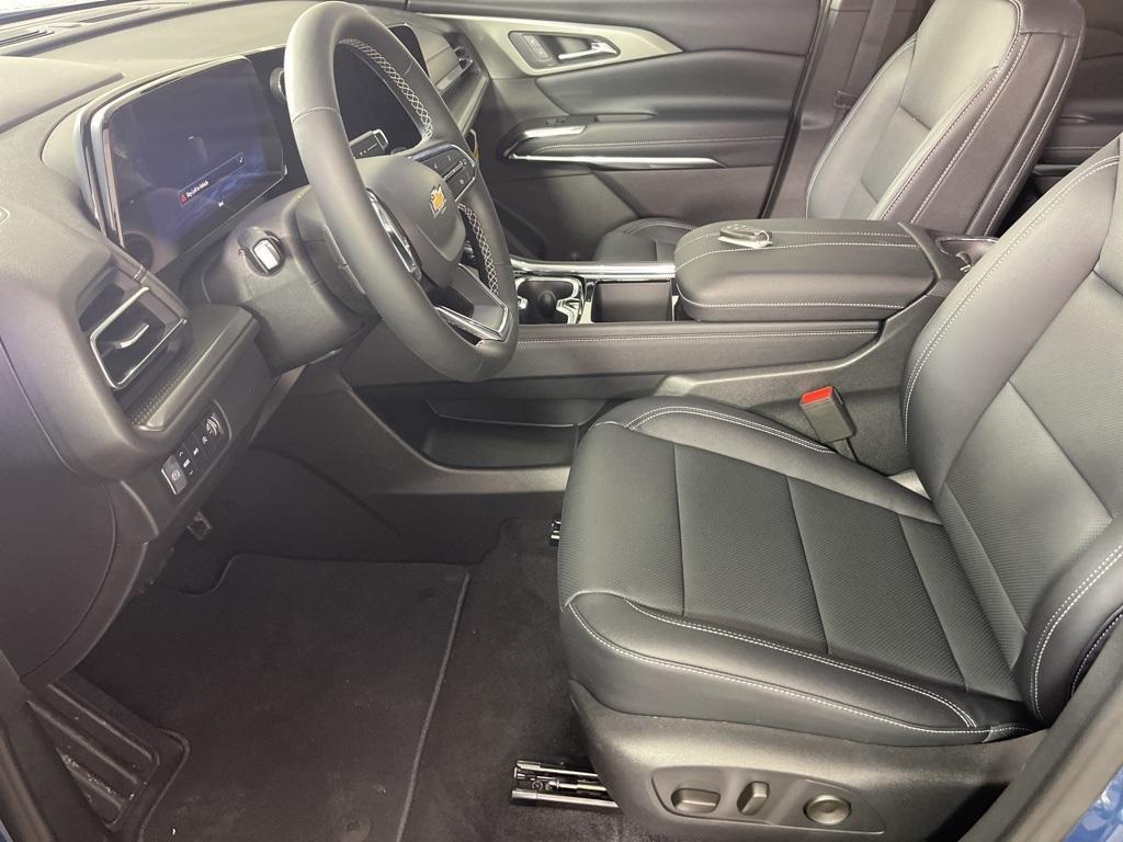 new 2026 Chevrolet Traverse car, priced at $46,093