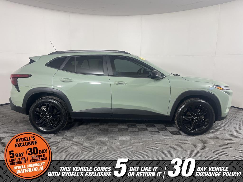 used 2025 Chevrolet Trax car, priced at $24,992