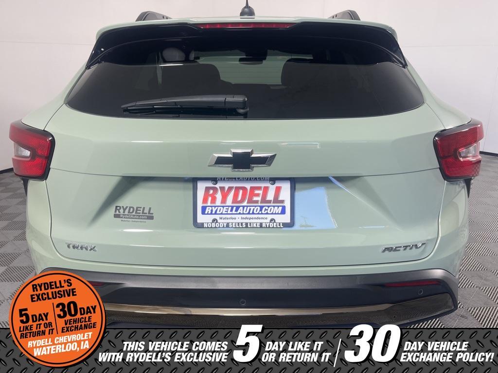 used 2025 Chevrolet Trax car, priced at $24,992