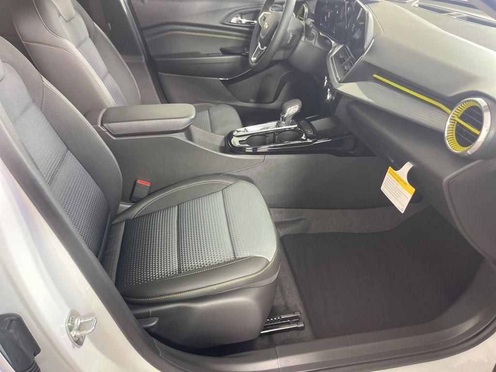 new 2026 Chevrolet Trax car, priced at $25,238