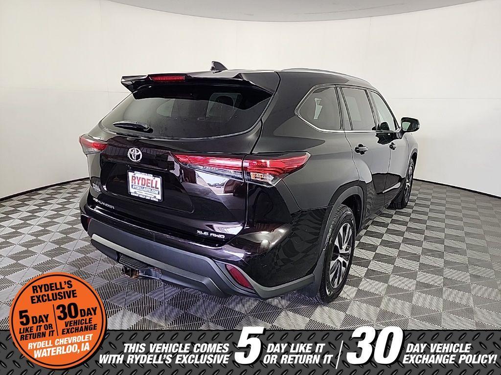 used 2021 Toyota Highlander car, priced at $27,557