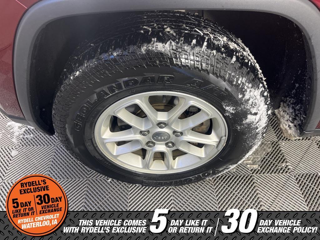 used 2018 Jeep Grand Cherokee car, priced at $14,793