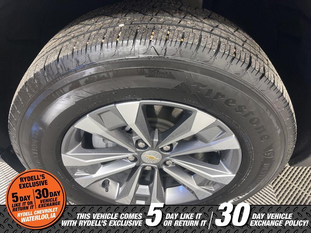 used 2025 Chevrolet Equinox car, priced at $25,821