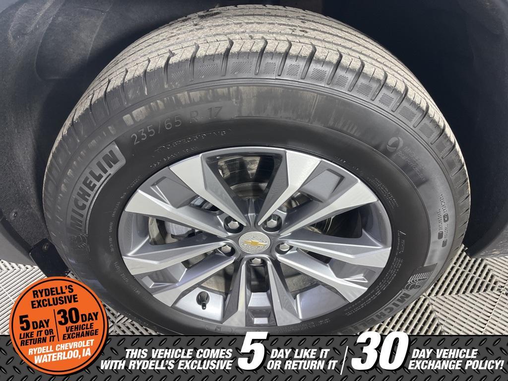 used 2025 Chevrolet Equinox car, priced at $28,992