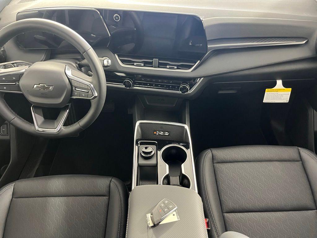 new 2026 Chevrolet Equinox car, priced at $35,827