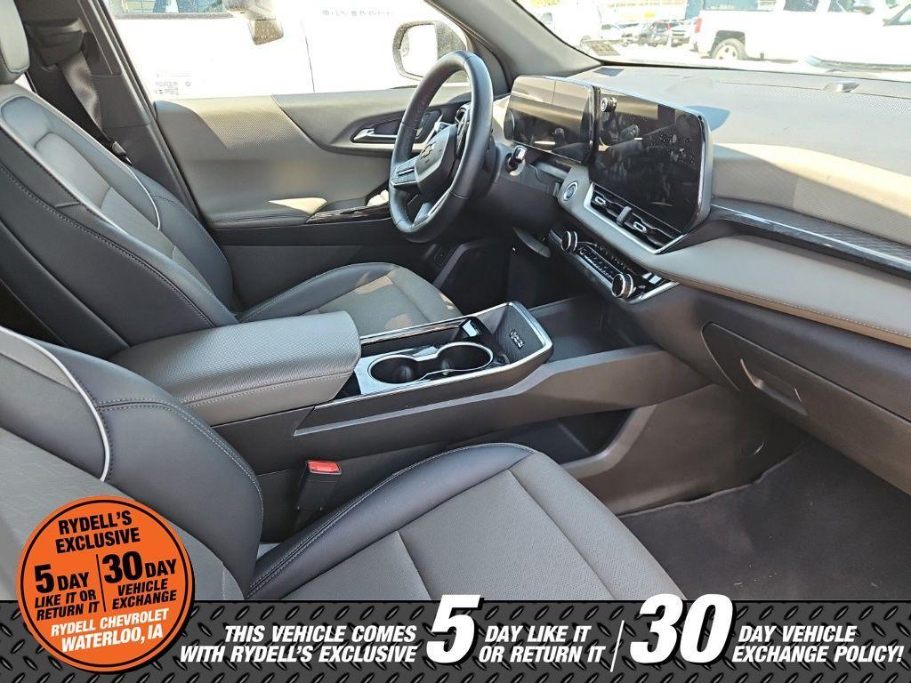 used 2025 Chevrolet Equinox car