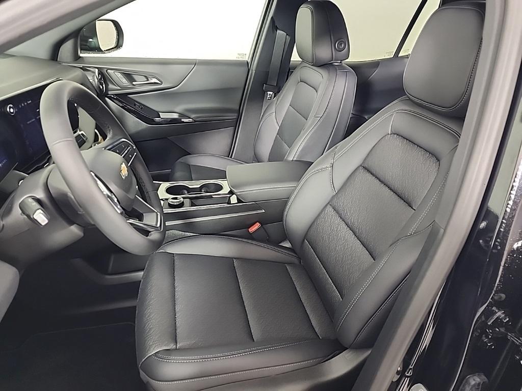 new 2026 Chevrolet Equinox car, priced at $33,333