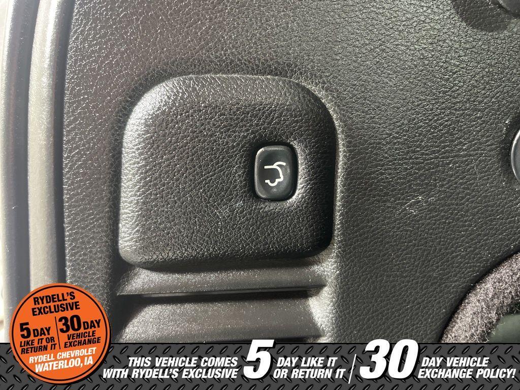 used 2014 Jeep Grand Cherokee car, priced at $11,991