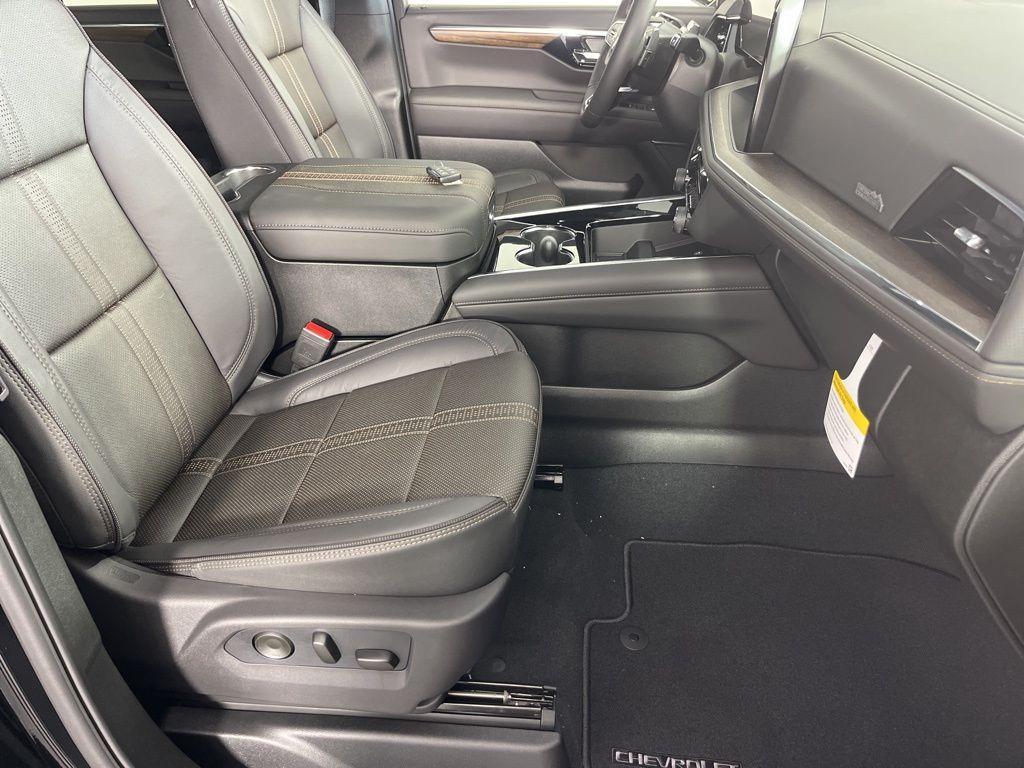 new 2026 Chevrolet Suburban car, priced at $99,791