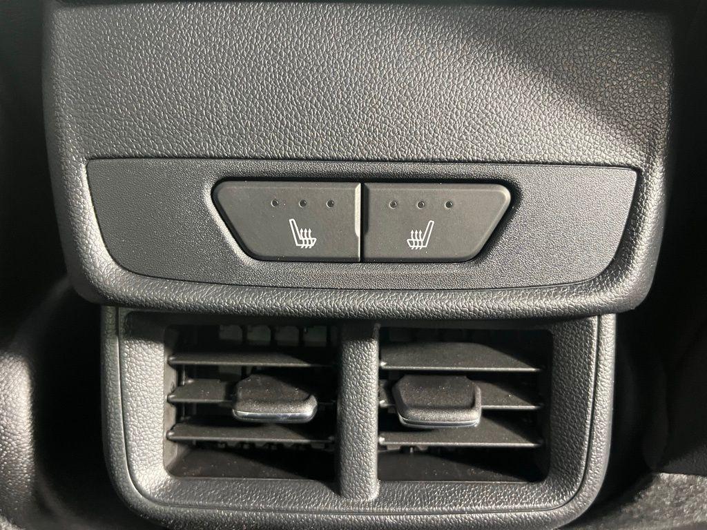 new 2026 Chevrolet Equinox car, priced at $39,208