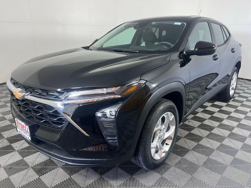 new 2026 Chevrolet Trax car, priced at $24,325