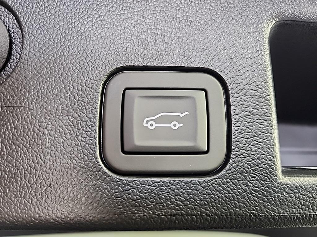 new 2026 Chevrolet Equinox car, priced at $38,444